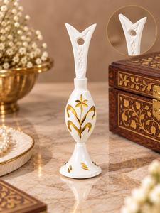 Support à kohl Surmedani blanc artisanal avec motif floral doré – Contenant traditionnel pour Kajal, décoratif, pour la beauté et le soin des yeux - Product Image 1