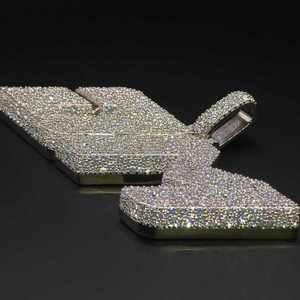 จี้ห้อยคอเงินแท้ 925 คุณภาพสูง แบบสั่งทำพิเศษสำหรับผู้ชาย สไตล์ฮิปฮอป ประดับเพชรโมอิสซาไนต์ทรงบาแกตต์ VVS ด้วยมือ - Product Image 2