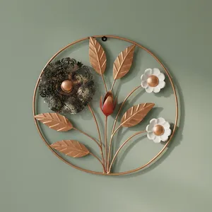 Décoration murale ronde en métal doré, motif floral avec feuilles et fleurs, sculpture murale décorative en fer - Product Image 3