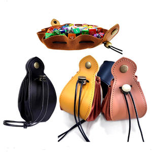 Bolsa de Dados Personalizada de Cuero con Cordón, Bandeja Portátil para Dados, Bolsas de Almacenamiento para Dados de Juegos DND - Product Image 1