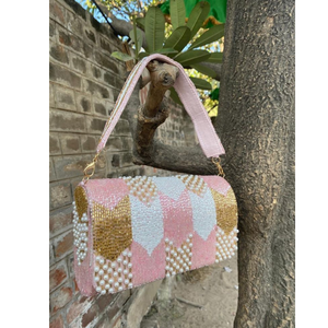 กระเป๋าคลัทช์ลูกปัดสีชมพูและสีทองทำมือ - กระเป๋า Potli สไตล์ชาติพันธุ์สุดหรูประดับมุกพร้อมสายสะพายถอดได้สำหรับงานแต่งงาน - Product Image 2