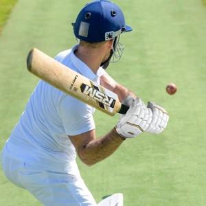 RSM LIMITED EDITION BATTE DE CRICKET BICOLORÉE À MANCHE COURT - Product Image 1