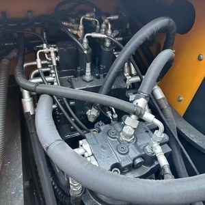 Excavatrice d'<span class=keywords><strong>occasion</strong></span> Hyundai 220 Lc-9s Cralwer avec un bon fonctionnement et un bon prix - Product Image 6