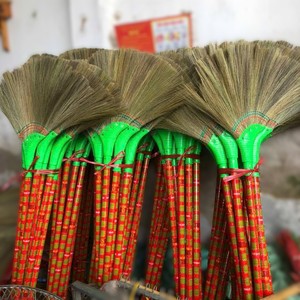 Wholesale Broom Straw <b>Grass</b> <b>Artificial</b> <b>Grass</b> Broom Sustainable <b>grass</b> broom flooring sweeper for house cleaning best price - Product Image 4