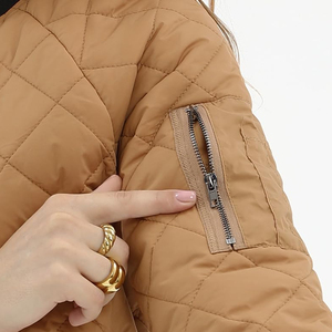 Vestes bomber pour femmes à manches longues avec fermeture éclair, dernier modèle, veste bomber élégante et tendance pour femmes en vente - Product Image 3
