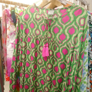 Camisa de Verano Vintage de Viscosa Satén de Primera Calidad con Estampado de Estrellas, Cuello en V, Botones, Manga Abullonada, Informal, para Fiesta, Ligera - Product Image 1