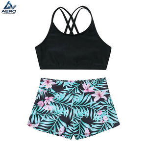 Conjuntos Deportivos para Mujer, Hechos a Medida en Pakistán, el Mejor Producto, Ropa de Gimnasio con Impresión por Sublimación, la Más Alta Calidad, el Estilo Más Nuevo - Product Image 1