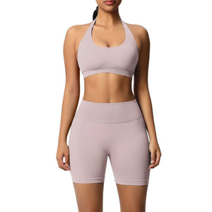 Ensemble de sport et yoga respirant personnalisé pour femme : short taille haute et débardeur d'entraînement 2 pièces - Product Image 4
