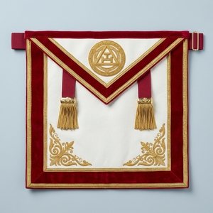 Insignia Masónica Blanca de Lujo con Borde de Terciopelo Rojo, Emblema Bordado en Oro, Borlas, Solapa Cuadrada o Triangular Magnética o para Coser, Personalizable - Product Image 1