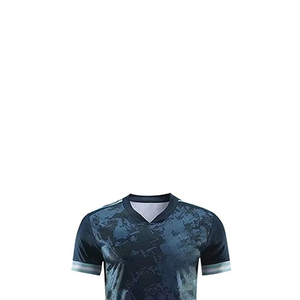 เสื้อฟุตบอลชายแบบซับลิเมชั่น คอวี แขนสั้น ระบายเหงื่อได้ดี ลายพราง โพลีเอสเตอร์ ชุดกีฬา - Product Image 2