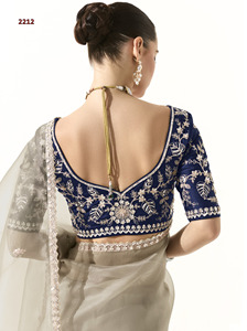 คอลเลคชั่นล่าสุด ชุดแต่งงานอินเดีย ผ้าไหมดีไซเนอร์ งานปักลายสุดประณีต ชุดส่าหรี ชุดพื้นเมือง - Product Image 4