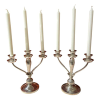 Paire de chandeliers vintage plaqués argent, style rocaille baroque orné, 4 lumières, porte-bougies en métal, élégant centre de table