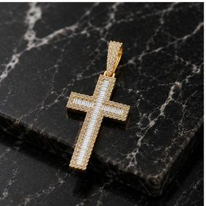 Elegante Colgante Religioso de Plata 925 Chapado en Oro con Cruz Cristiana de Jesús, Diamantes Cultivados en Laboratorio, Estilo Hip Hop - Product Image 4