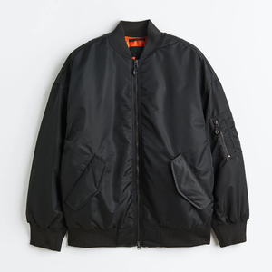 Blouson Bomber Sportif Homme Personnalisé en Polyester Imperméable avec Logo Brodé sur Toile et Lettres Appliquées – Confortable et Résistant aux Taches - Product Image 6