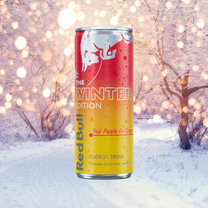 Red Bull Edición Invierno, Sabor a Manzana Fuji y Jengibre, 24 Latas de 250 ml Cada Una, Lanzamiento Limitado de Temporada con Degradado de Rojo a Dorado - Product Image 3