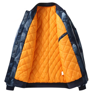 Chaquetas bomber personalizadas con impresión por sublimación 100% poliéster para hombre, a la moda, resistentes al viento, de manga larga y con cierre de cremallera. - Product Image 5