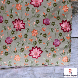 Fabricant de tissus textiles brodés au point de chaînette sur mesure de qualité supérieure, fournisseur d'étiquettes privées OEM ODM pour l'exportation - Product Image 2
