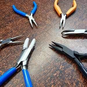 Pinces pour la fabrication de bijoux en acier inoxydable (prix par pièce) |   Outils de coupe plats légers et de haute qualité pour chaînes de nez DIY - Product Image 1