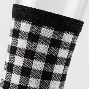 Chaussettes pour hommes à motif écossais en coton et élasthanne tricotées respirantes pour usage quotidien style classique printemps - Product Image 5