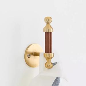 Porte-serviettes mural en acier inoxydable à double crochet résistant à la rouille pour maisons modernes - Product Image 1