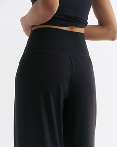 Pantalon de yoga évasé taille haute pour femme, extensible, pour fitness et entraînement, coupe large, en tissu doux et respirant, OEM - Product Image 3