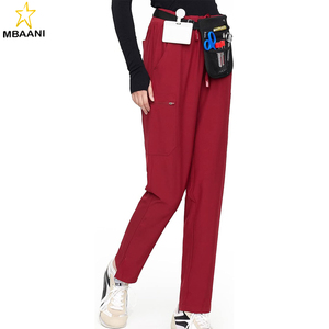 ชุดสครับสำหรับผู้หญิง — เสื้อสูทผ้ายืดและกางเกงทรงตรงพร้อมกระเป๋าหลายช่อง, เอวยางยืดสำหรับโยคะ, 9 กระเป๋า - Product Image 6