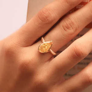 Bague de fiançailles de luxe en moissanite jaune taille poire 3 carats, demi-sertie, en or massif 14 carats, bijou de déclaration moderne pour mariée - Product Image 1