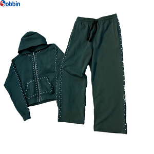 Fabricante de ropa OEM con logotipo personalizado, sudadera con capucha y cremallera con pedrería y pantalones deportivos, conjunto de 2 piezas, chándales para hombre - Product Image 3