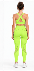 Ensemble de yoga pour femmes : Soutien-gorge de sport à bretelles et leggings taille haute, deux pièces sans couture, extensible dans les quatre sens, pour fitness, entraînement, gym, Pilates, yoga - Product Image 2