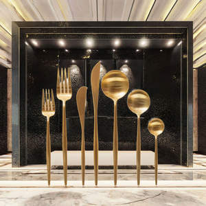 Ensemble de vaisselle polyvalent conçu pour les repas de groupe et les dîners chaleureux en famille, facilitant l'utilisation quotidienne pratique - Product Image 3