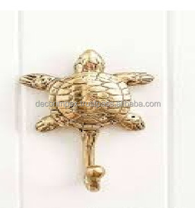 Gancho de pared con diseño de pescado para latón, gancho de tela de diseño hecho a mano, se puede utilizar para la deración del hogar o como colgante de pared - Product Image 4