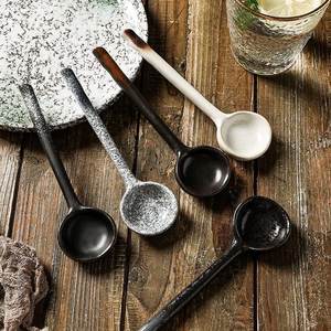 Cuillères doseuses miniatures en céramique de qualité alimentaire pour thé et café, vente en gros, exclusivement sur Universal Overseas - Product Image 1