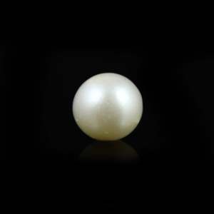Loose Pearl 8.9 Carat Luxury Gemstone for Fine Jewelry - Product Image 1