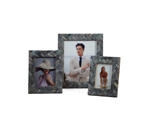 กรอบรูปดีไซน์ขายดี ตกแต่งด้วยกระดูกแท้ กรอบรูปเรซิ่น กรอบรูป MDF ราคาดีที่สุด - Product Image 6
