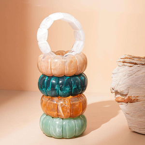 Brazalete de Resina de Ágata Clásica de la Mejor Calidad para Mujer, Artesanía India, para Fiestas y Uso Diario, por AFZA ENTERPRISES - Product Image 1