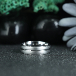 Anillo de Boda de Lujo de Acero Inoxidable de Doble Capa con Cristales para Hombre y Mujer - Product Image 1