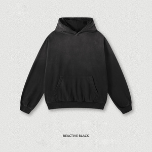 Sweat à capuche unisexe premium en tissu lourd, effet délavé, style streetwear vieilli, fabrication sur mesure et finition vintage. - Product Image 5