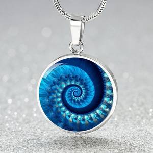 Elegante Colgante Espiral de Fibonacci Chapado en Oro sobre Plata 925, Joyería Fractal de Geometría Sagrada, Regalo para Hombres y Mujeres - Product Image 6