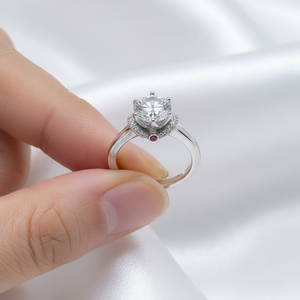 Anillo de Compromiso Moderno con Moissanita de Corte Brillante de 2 Quilates, Engaste Oculto Tipo Cesta, Plata de Ley 925, para Fiestas, Bodas y Aniversarios - Product Image 2