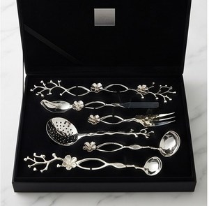 Service de table en métal à motif floral avec poignées torsadées et motifs floraux, compatible lave-vaisselle, pour la vaisselle de mariage - Product Image 6