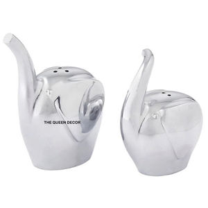 Salière et poivrière vintage pour la cuisine, la maison, l'hôtel, et la présentation sur table – Ustensiles à épices et herbes - Product Image 5