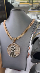 Pendentifs Hip Hop Personnalisés Grand Format 3D Visage d'Abraham Lincoln Bling Bling Diamant Moissanite de Laboratoire Effet Glacé – Ventes Flash - Product Image 2