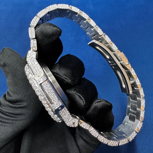 นาฬิกาข้อมือผู้ชาย BOJ P.P.002 รุ่นคลาสสิก หน้าปัดอนาล็อก ประดับเพชรโมอิสซาไนต์ทรงบาแกตต์ สายโลหะผสม ขนาด 20 มม. ตัวเรือนชุบทองคำสีกุหลาบ ขนาด 41 มม. กระจก - Product Image 5