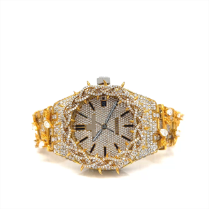 Montre à quartz minimaliste en moissanite fabriquée en Inde, en acier inoxydable, décontractée et tendance, disponible à la vente - Product Image 1