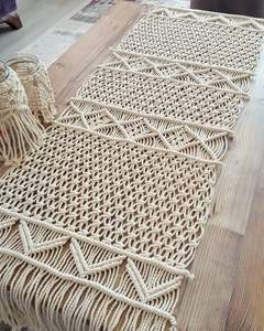 Chemin de table décoratif bohème en tricot, tissé à la main en coton et dentelle, centre de table de luxe pour mariage, fête, restaurant, écologique - Product Image 2