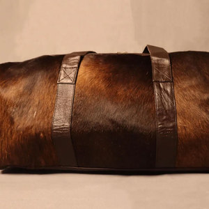 Fully Customized Cowhide Genuine Leather Duffle <b>bags</b> Low Price Heavy Duty Solid Color Cowhide Duffle <b>bags</b> For <b>Men</b> - Product Image 3
