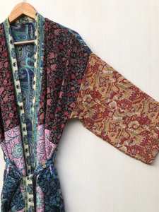 ชุดคลุมกิโมโนแบบยาว ผ้าปะติดปะต่อ ใช้คลุมบิกินี่ ชุดนอน ชุดคลุมยาว ทำมือ สไตล์อินเดีย วินเทจ ผ้าไหมซารีรีไซเคิล - Product Image 6