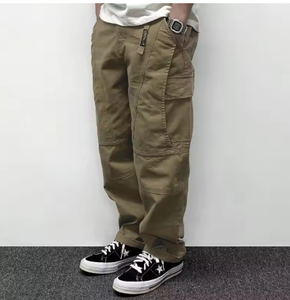 Pantalon cargo multi-poches pour homme, style rétro, couleur unie, coupe ample, avec boutons et sangle élastique, décontracté, pour l'automne - Product Image 5