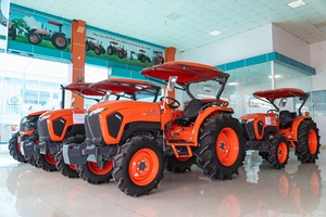 Tractor Agrícola L 5228 de Alta Calidad, 52HP, Eficiente en Consumo de Combustible, Motor y Caja de Cambios Nuevos, Rodamientos Agrícolas Superiores y Resistentes - Product Image 6