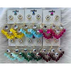 Pendientes colgantes de cuentas y piedra Kundan chapados en oro Accesorio de moda - Product Image 1